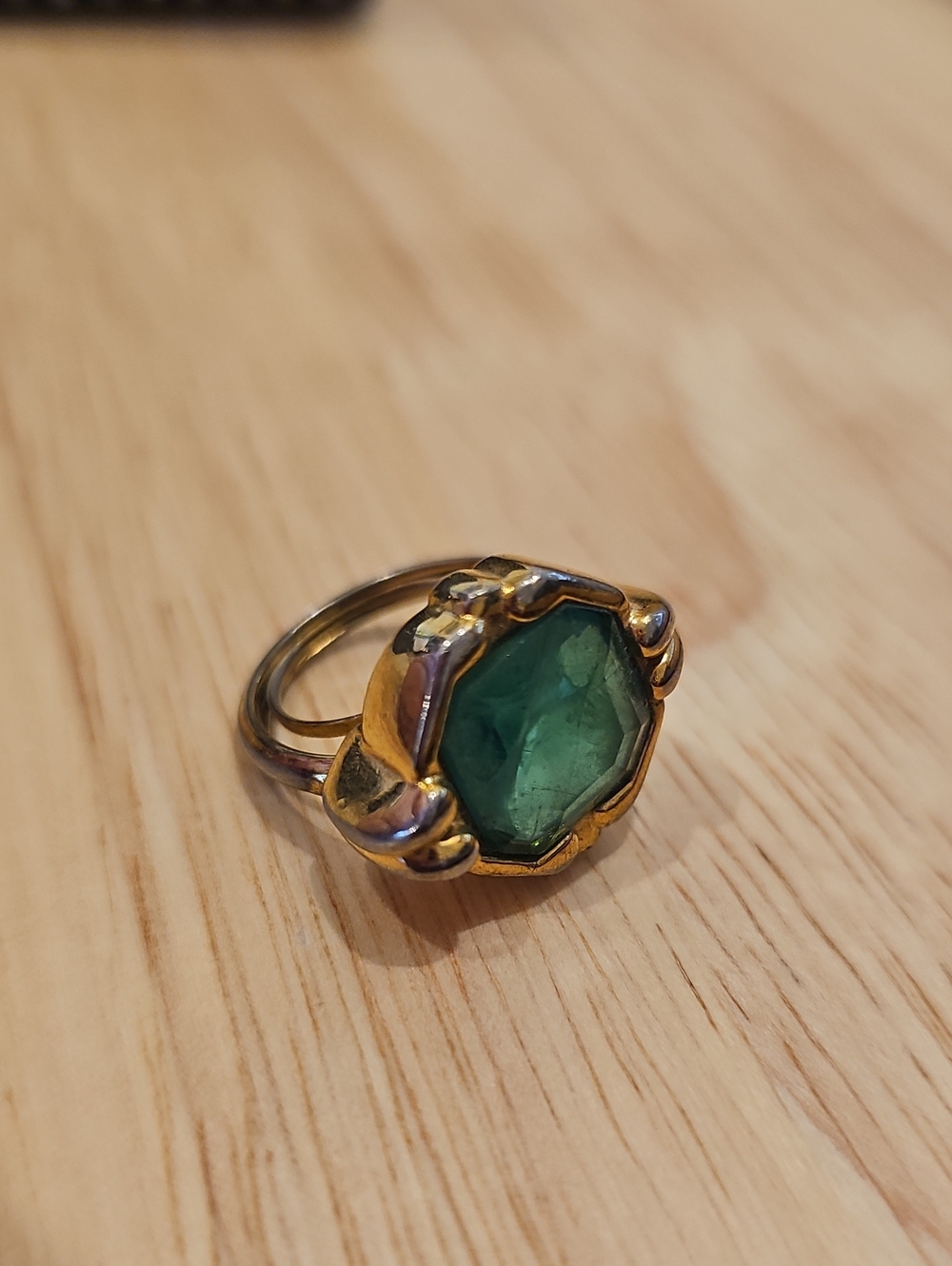 Vintage Sarah Coventry Gold-Tone Ring with Emerald Green Hexagon Stone